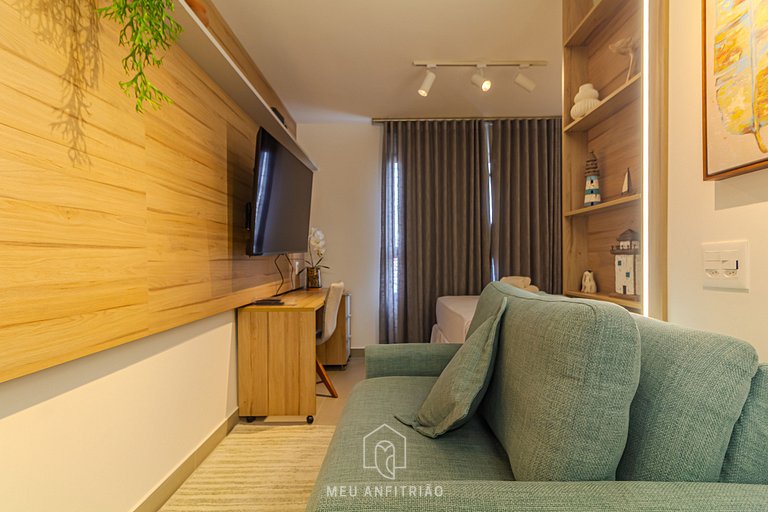 2-person studio with full kitchen near the airport