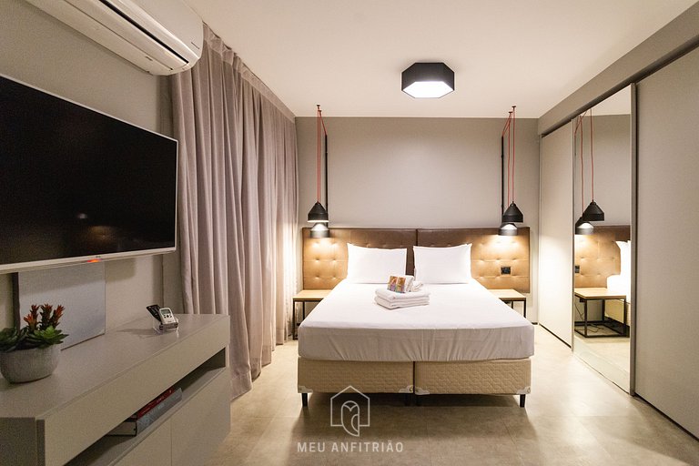 Spacious studio, pool, leisure and parking space