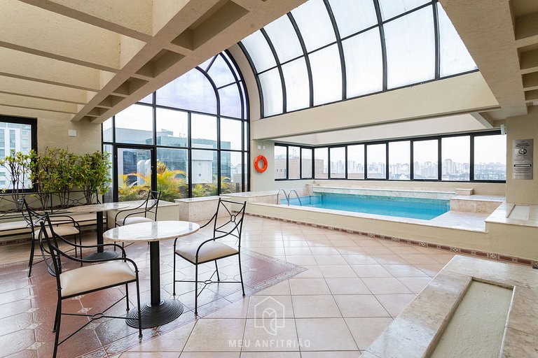 Estudios en alquiler, piscina, instalaciones de ocio y plaza