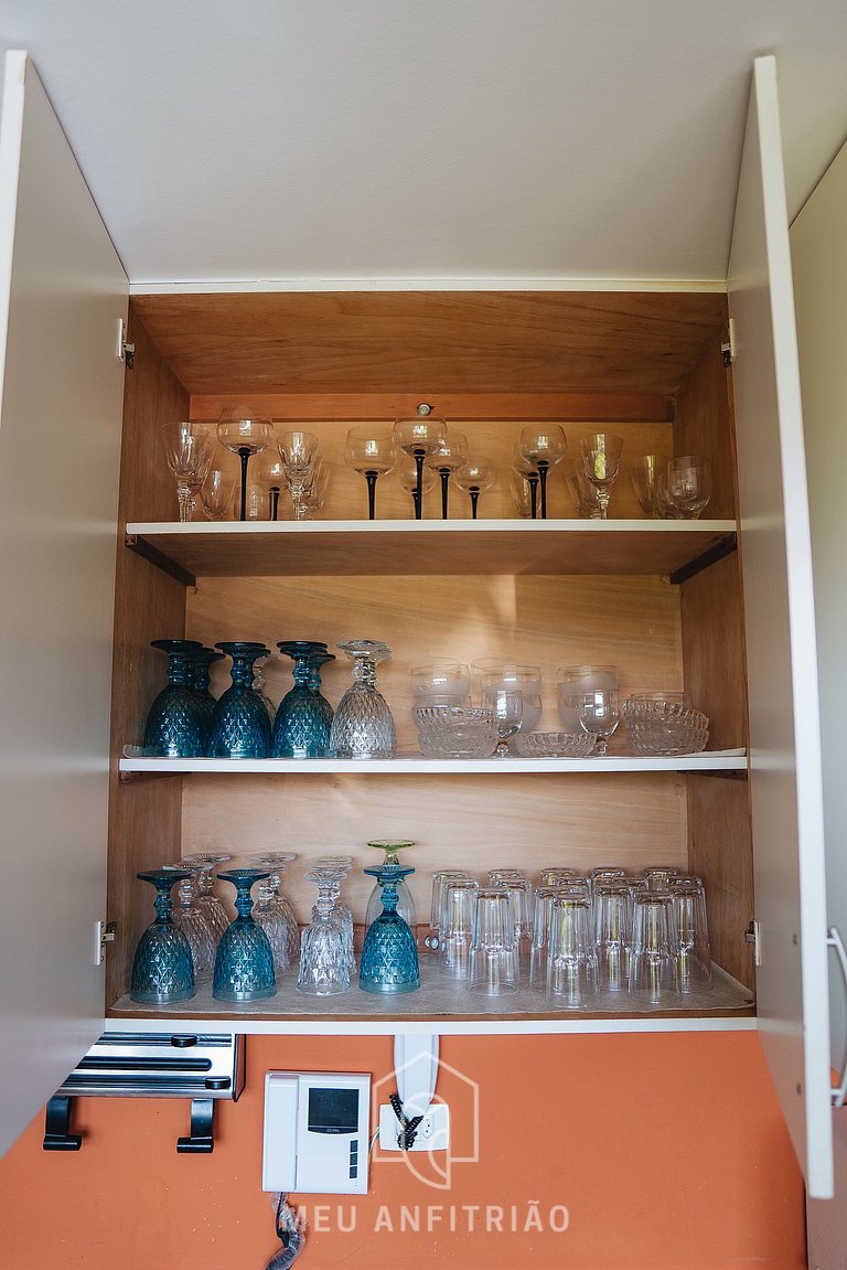 Cozy mountain home w/ fireplace near Capivari