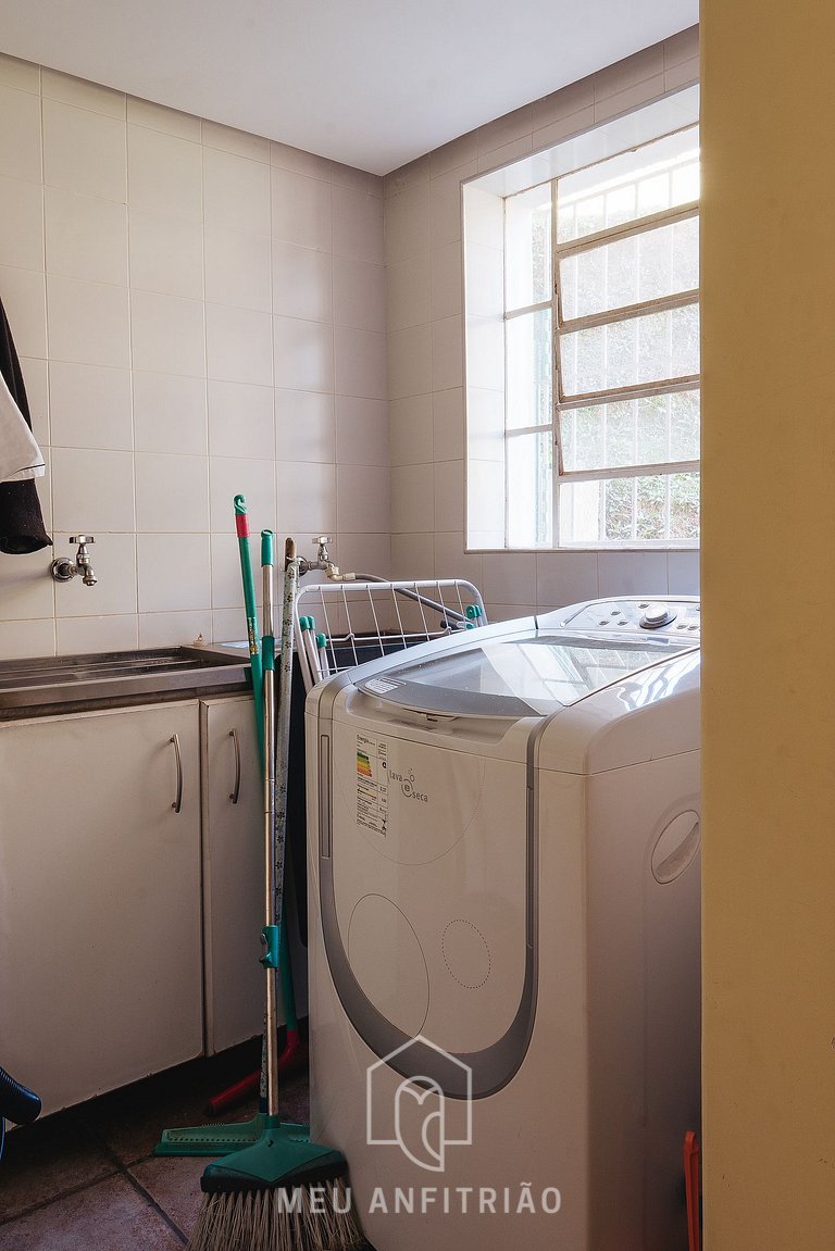 Cozy mountain home w/ fireplace near Capivari