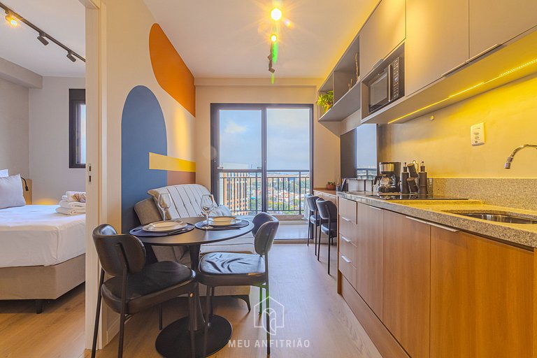 Apt for 3 people with balcony 1km from the airport