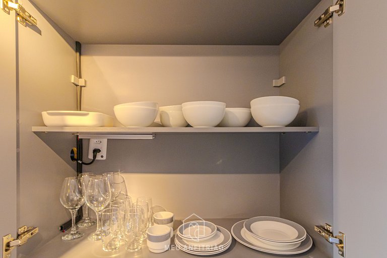 Apto p/ 3 pessoas com varanda a 1km do aeroporto