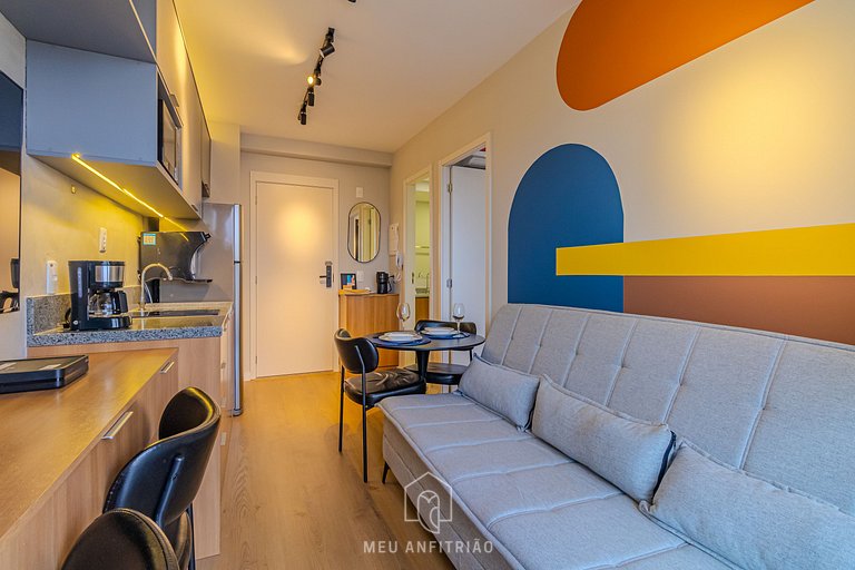 Apt for 3 people with balcony 1km from the airport