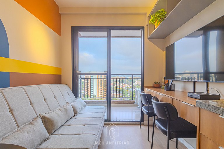 Apt for 3 people with balcony 1km from the airport