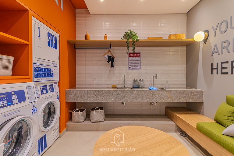 Apt for 3 people with balcony 1km from the airport