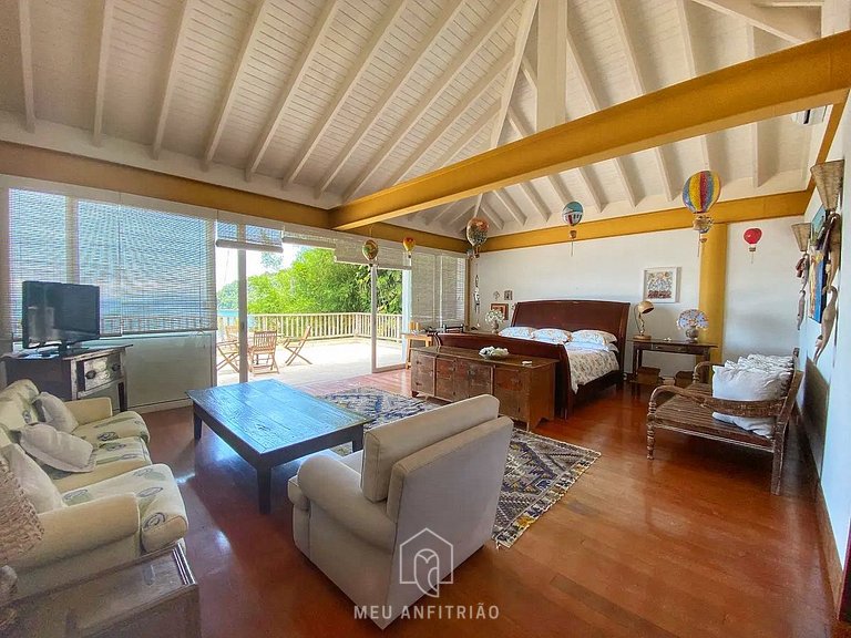 Luxury house on the beachfront in Angra dos Reis