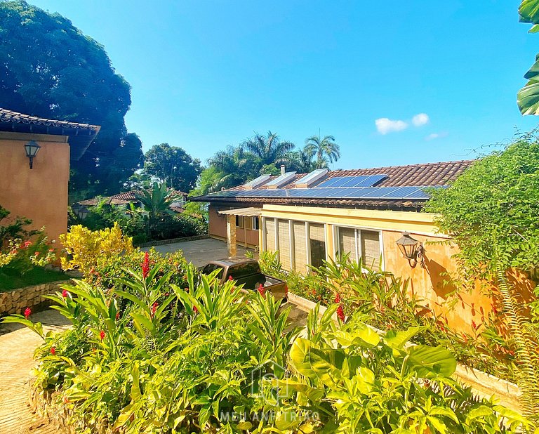 Luxury house on the beachfront in Angra dos Reis