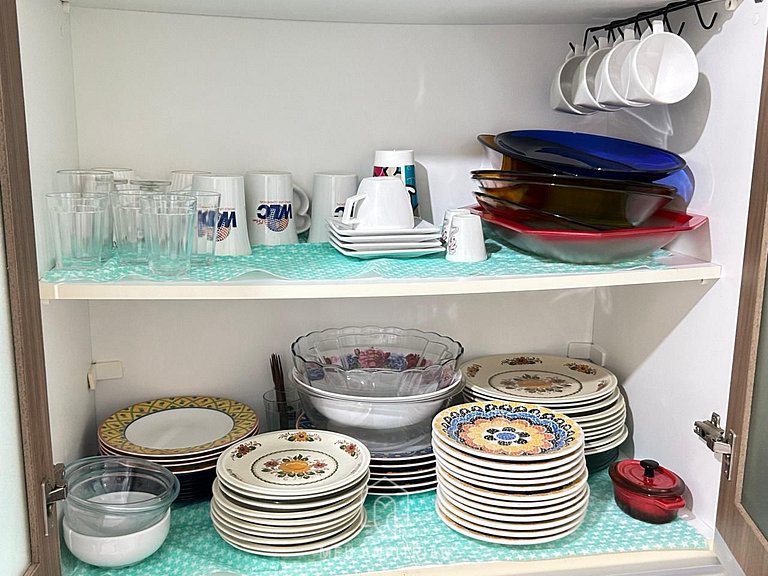 Apt for 6, garage & barbecue 300m from the beach