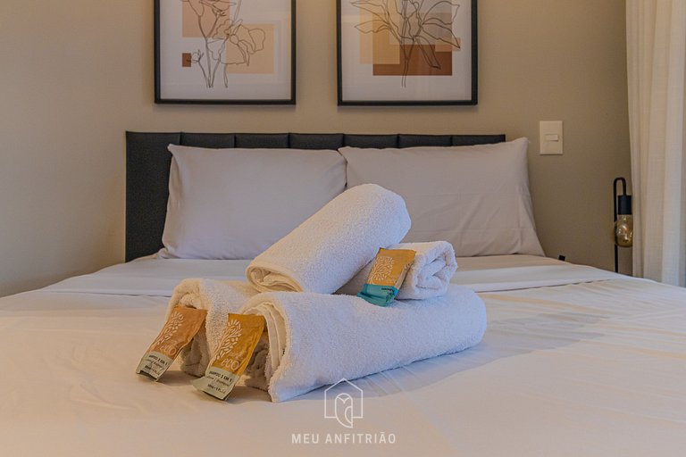 2 people, balcony and leisure 450m from the subway