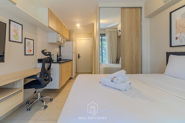 2 people, balcony and leisure 450m from the subway