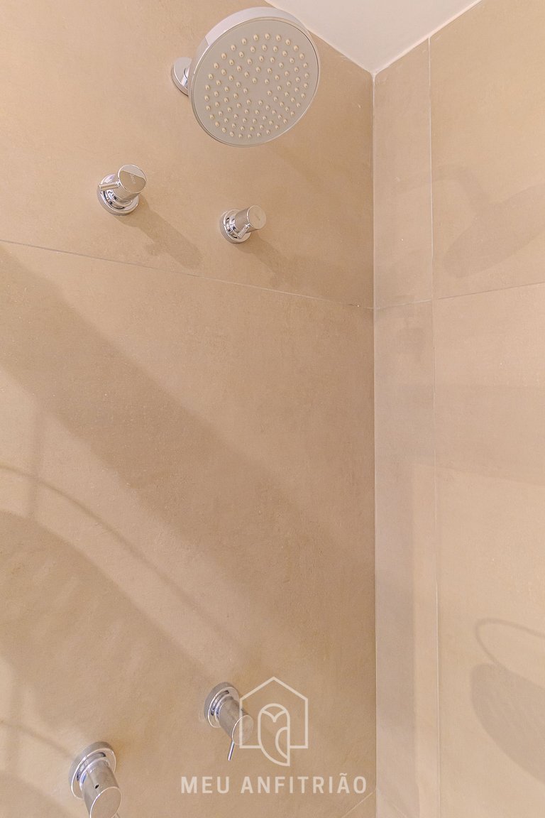 Studio for 2, balcony, leisure 200m from subway