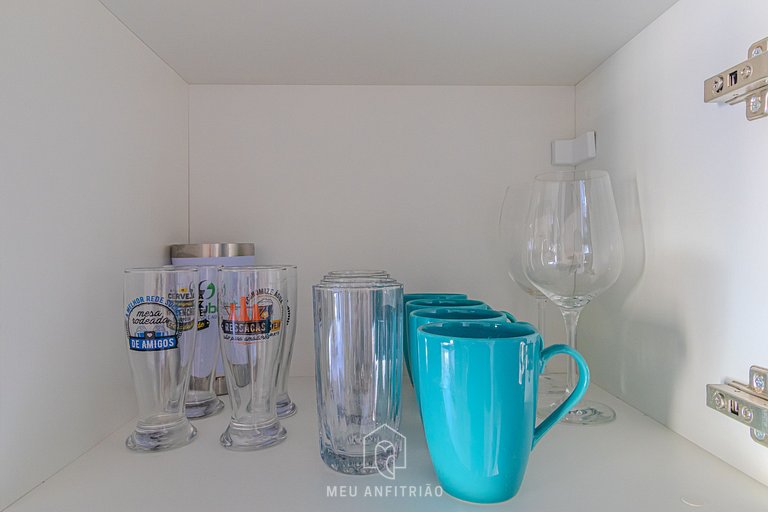 Studio p/2 pessoas, varanda, lazer a 200m do metrô