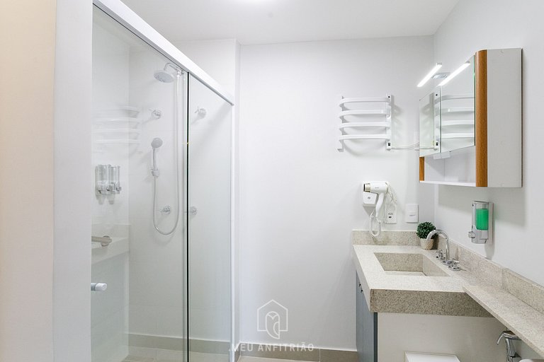 31m², mezanino, varanda, lazer a 600m do metrô