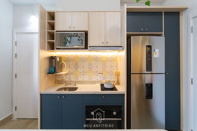 31m², mezanino, varanda, lazer a 600m do metrô