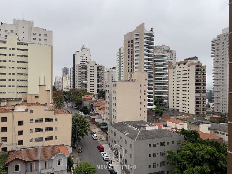 Varanda e lazer completo a 1km do Allianz Parque