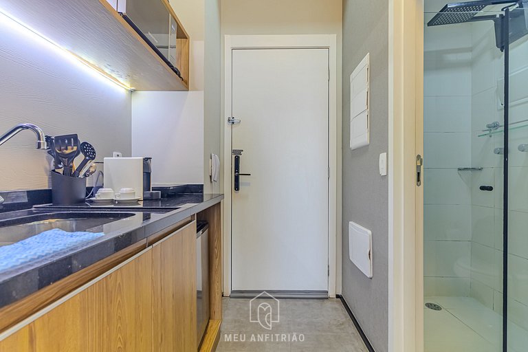 Studio for 2, balcony 400m of Vila Madalena subway