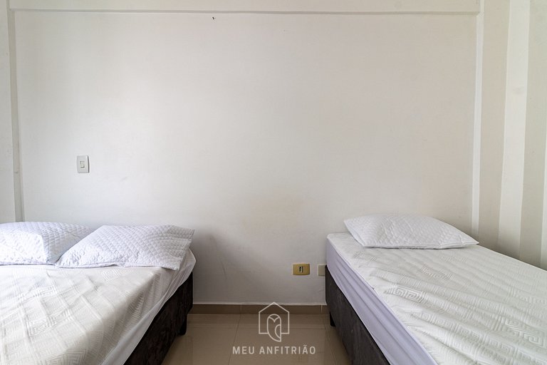 Apartamento 3 Habitaciones con Parrilla en Guarujá