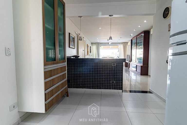 Apartamento 3 Habitaciones con Parrilla en Guarujá