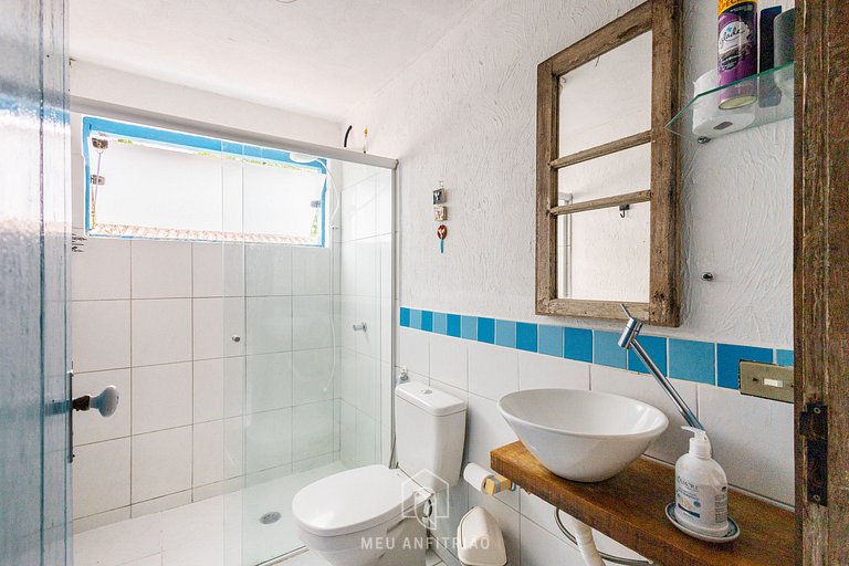 Barbecue and garage 500m from Perequê Beach