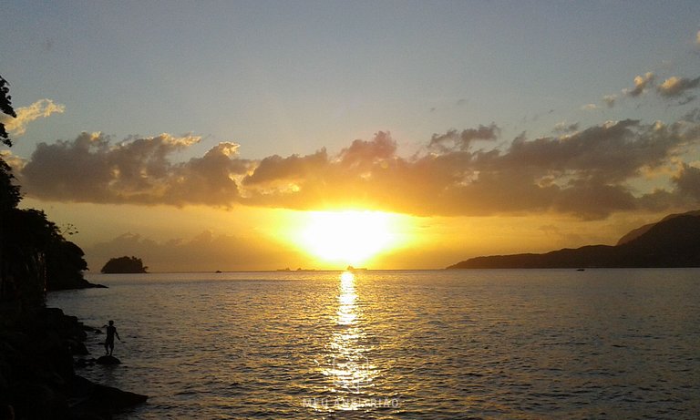Barbecue and garage 500m from Perequê Beach