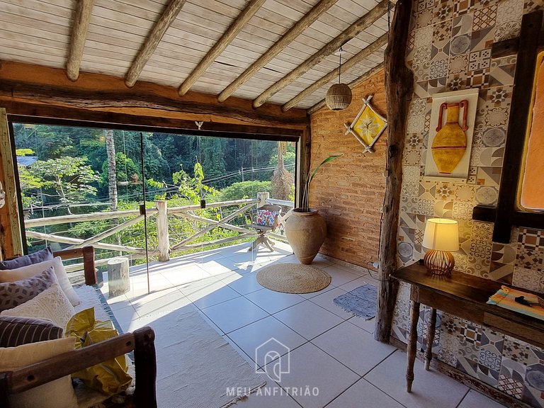 Barbecue and garage 500m from Perequê Beach