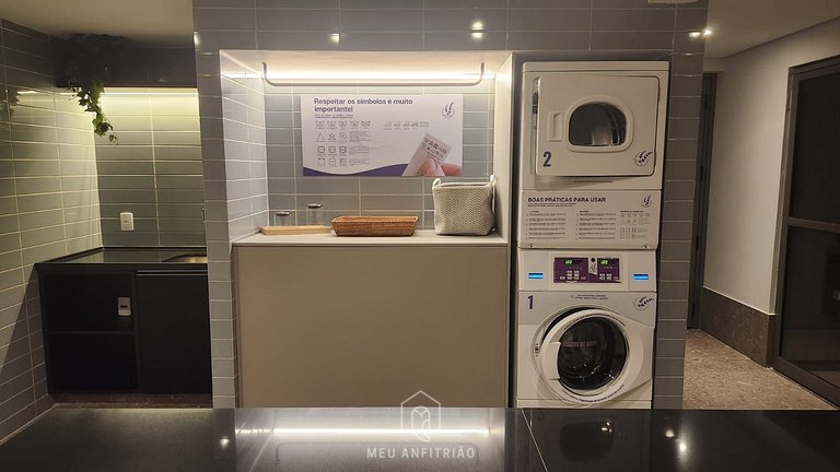 3-person stay near Borba Gato subway with balcony