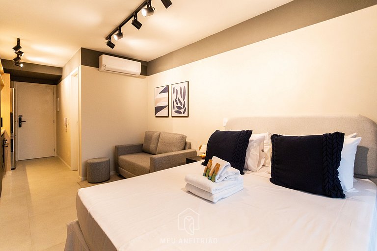 Studio c/ varanda, piscina e academia no Brooklin