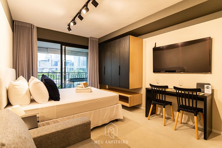 Studio c/ varanda, piscina e academia no Brooklin