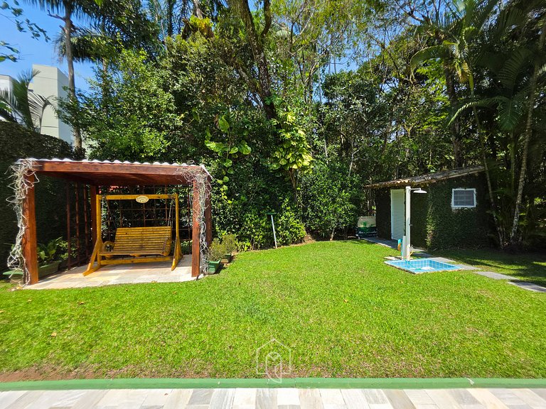 Casa na Riviera de São Lourenço com Piscina e Praia