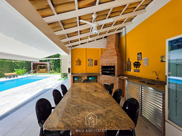 Casa com piscina perto da praia na Riviera