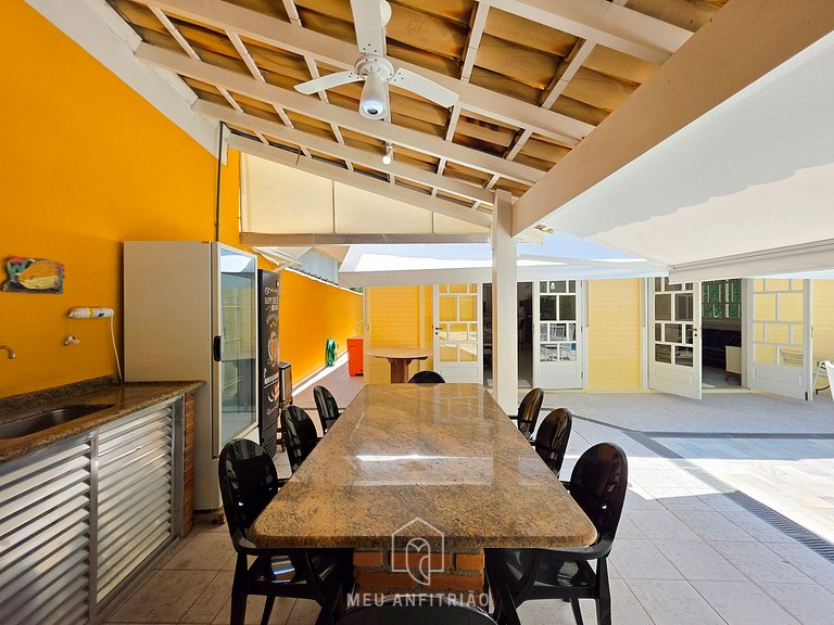 Casa en Riviera de São Lourenço con Piscina y Playa