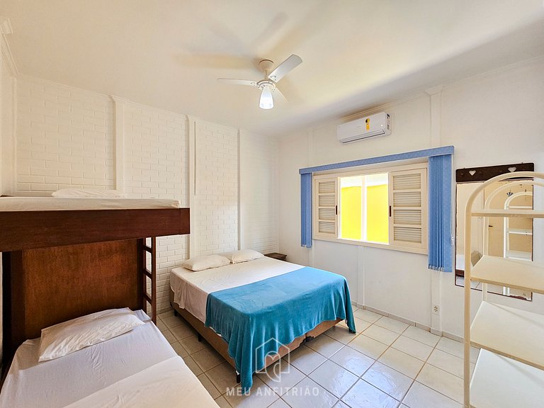 Casa com piscina perto da praia na Riviera