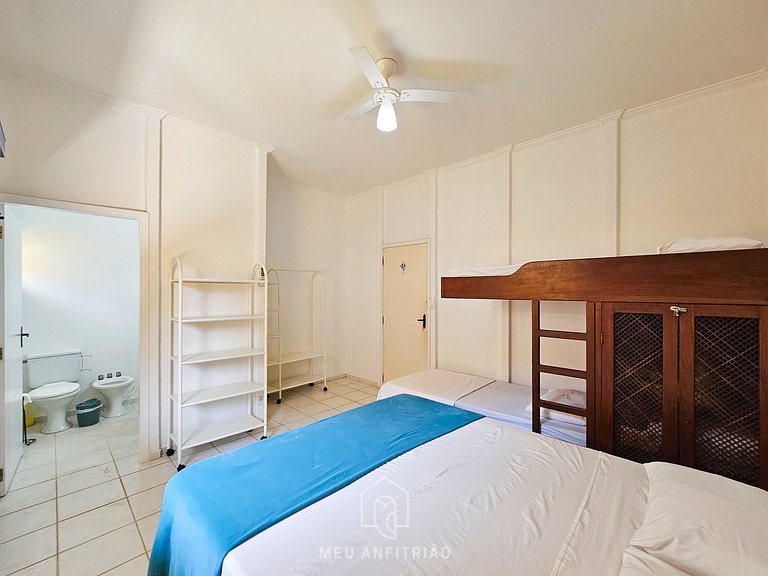 Casa com piscina perto da praia na Riviera