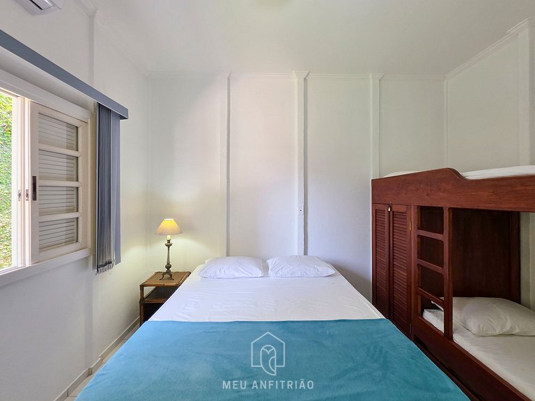 Casa en Riviera de São Lourenço con Piscina y Playa