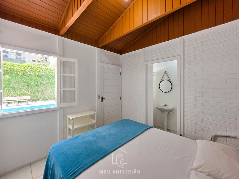 Casa na Riviera de São Lourenço com Piscina e Praia