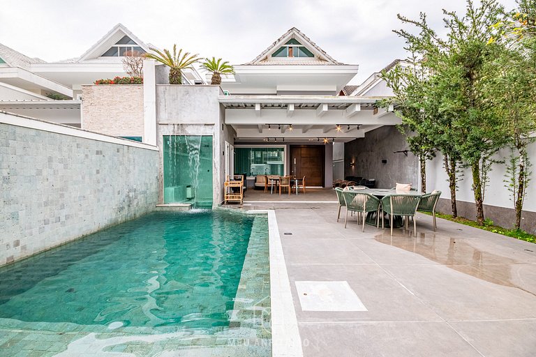 Casa 5 Suítes com Piscina na Barra da Tijuca Rio