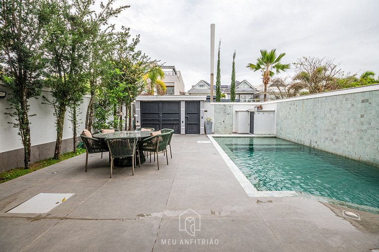 Casa p/11, piscina y churrasqueira cerca de playa