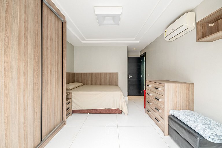 Casa p/11, piscina y churrasqueira cerca de playa