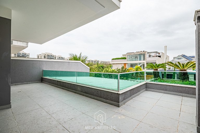 Casa p/ 11, piscina e churrasqueira perto da praia