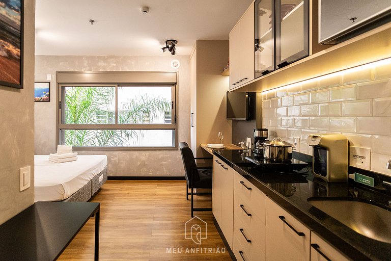 Studio for 2, queen bed, close to Paulista Avenue