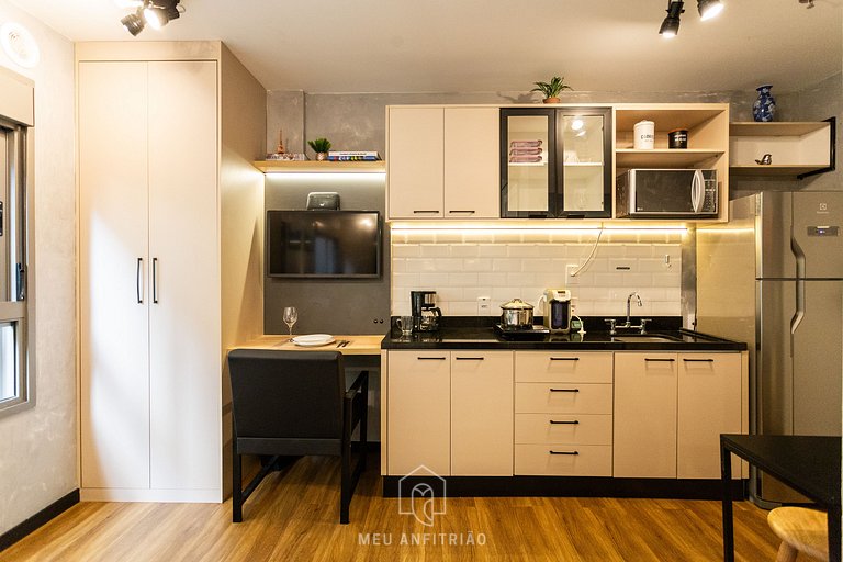 Studio p/2, cama queen, próximo à Av. Paulista