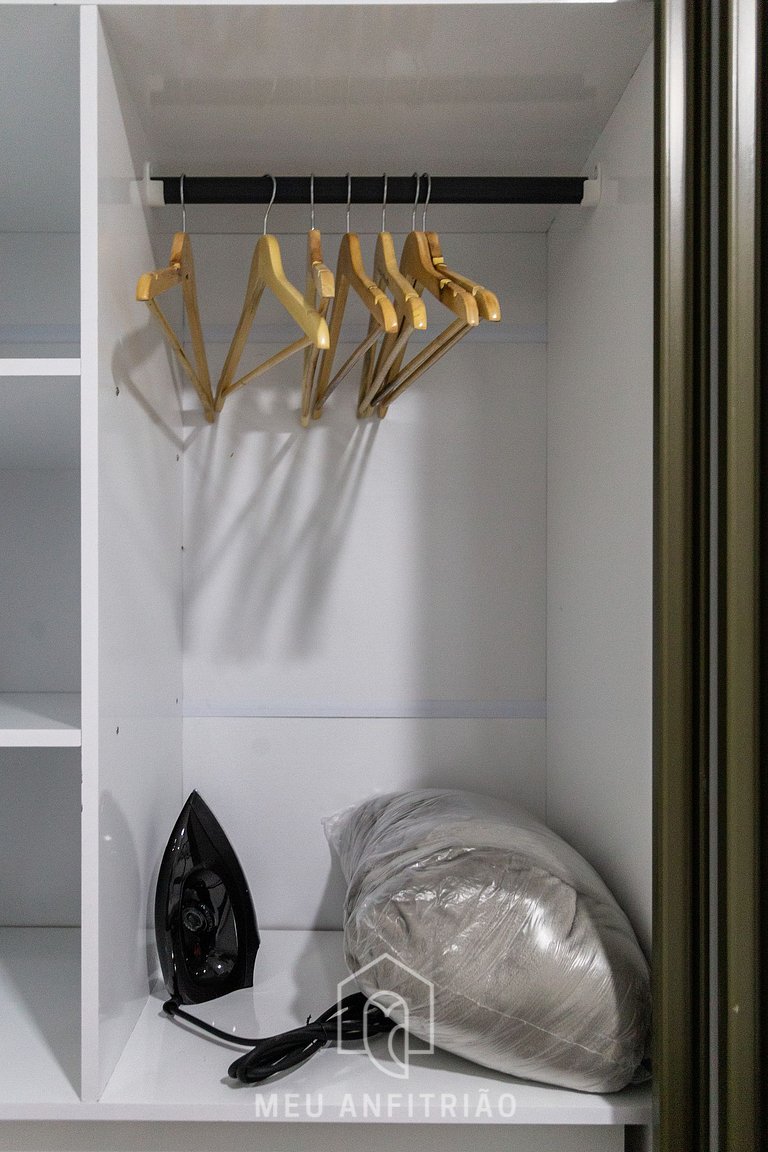 Apartamento amplo, no centro, com lazer completo