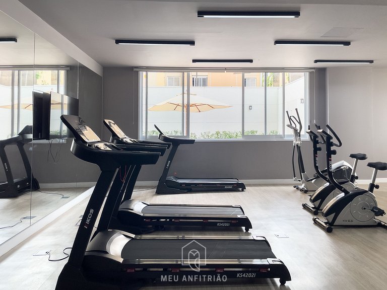 Apartamento amplo, no centro, com lazer completo