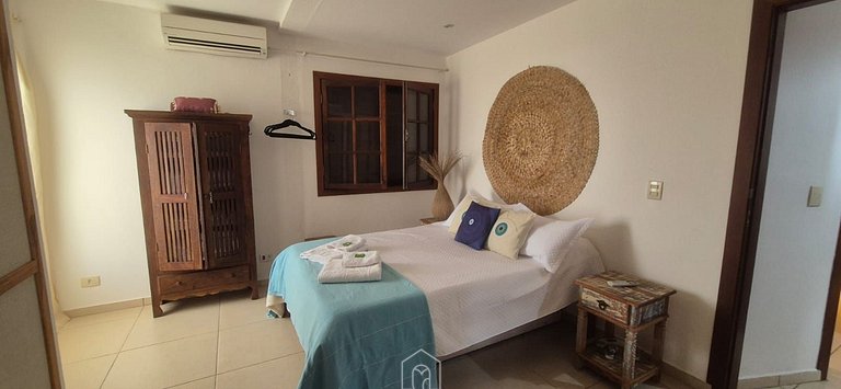 House for 4, barbecue and sea view near the beach