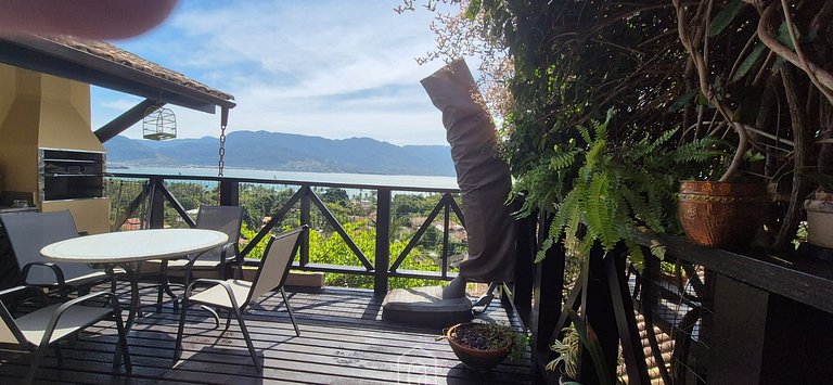 House for 4, barbecue and sea view near the beach