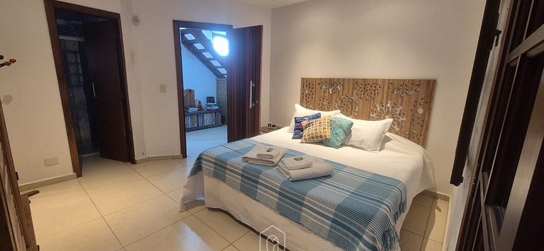 House for 4, barbecue and sea view near the beach