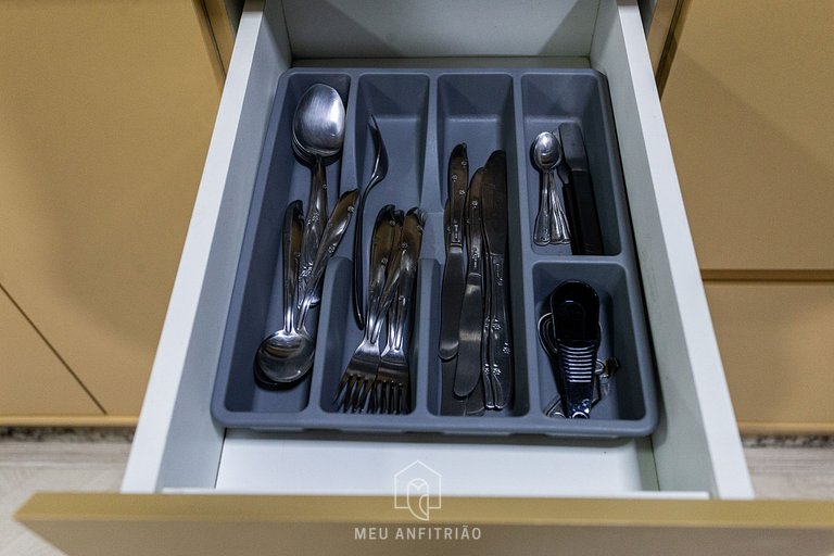 Studio for 4 people, gym 700m from Paulista Av.