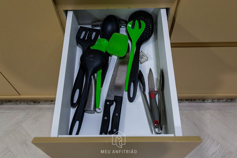 Studio for 4 people, gym 700m from Paulista Av.