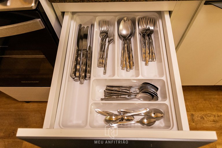 Estudio con garaje | Jardins | Cerca de la Avenida Paulista